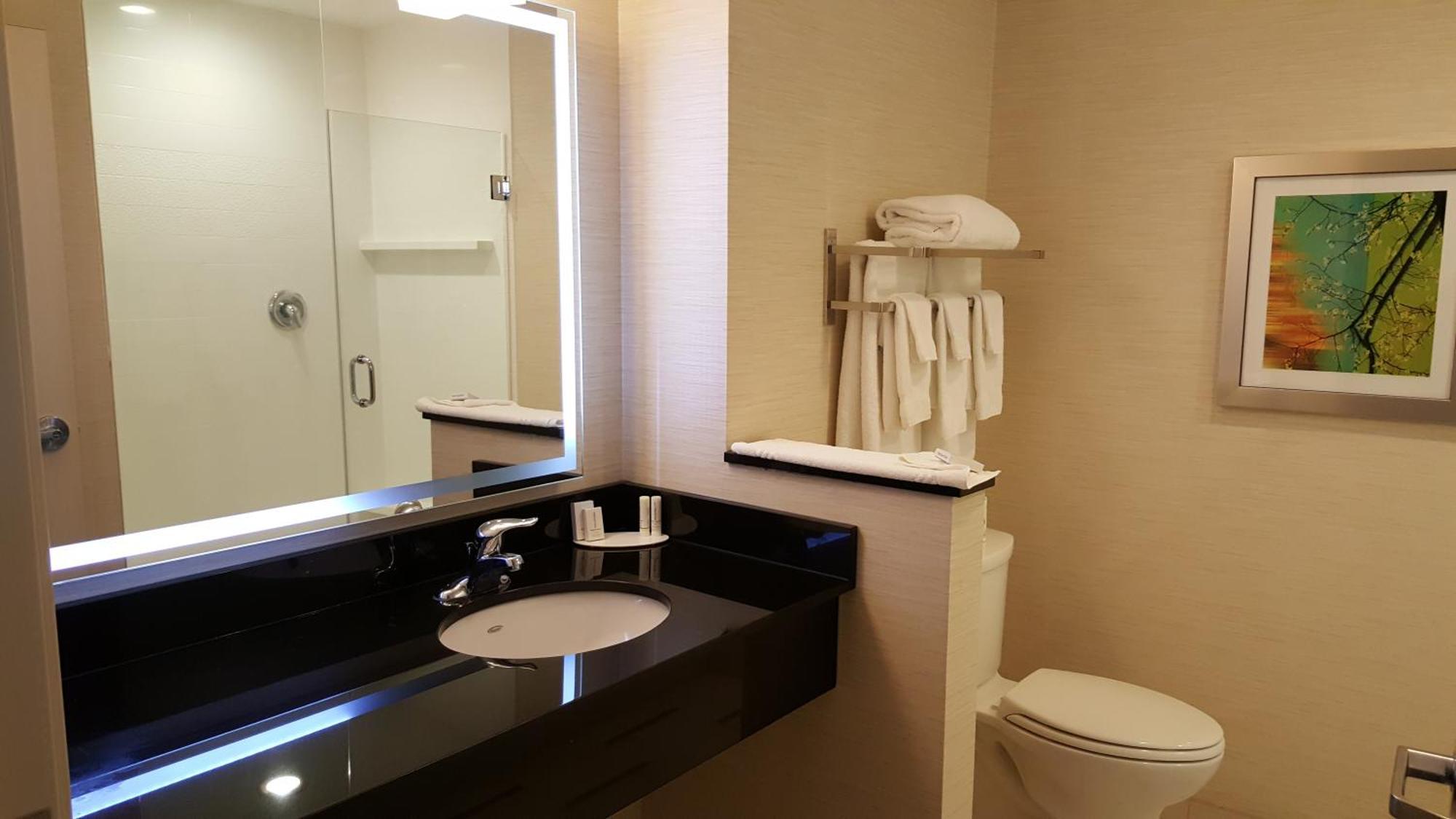 Fairfield & By Marriott Hotel 3*